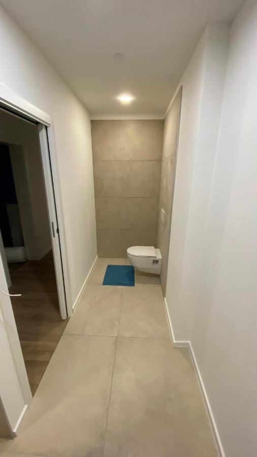 Ferienwohnung Mit Garten 施特拉斯瓦尔兴 外观 照片