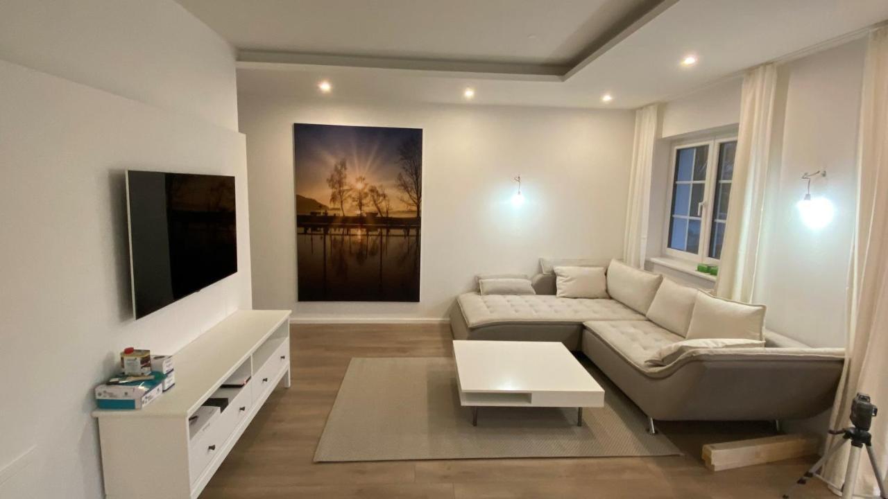 Ferienwohnung Mit Garten 施特拉斯瓦尔兴 外观 照片