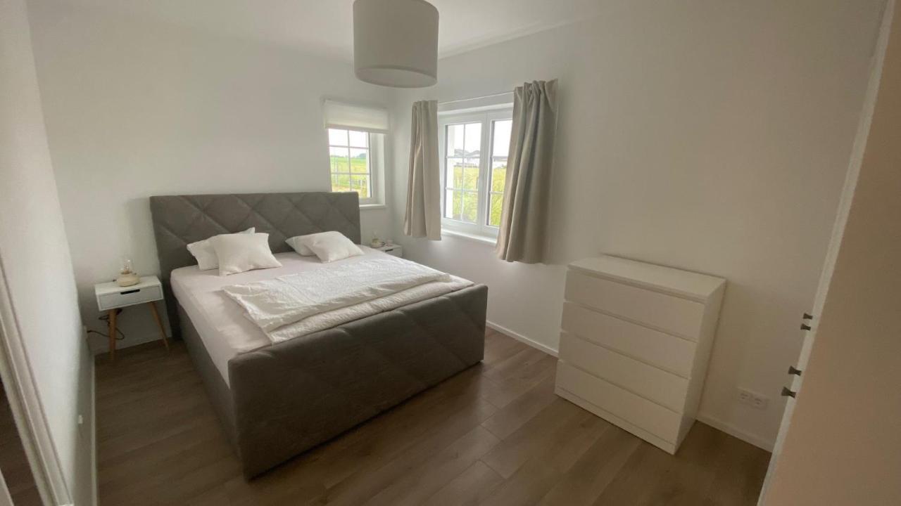 Ferienwohnung Mit Garten 施特拉斯瓦尔兴 外观 照片