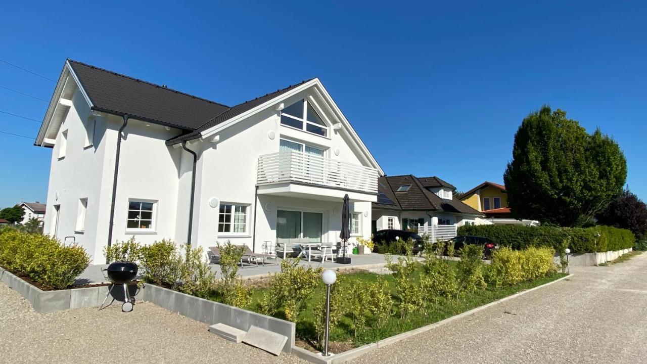 Ferienwohnung Mit Garten 施特拉斯瓦尔兴 外观 照片